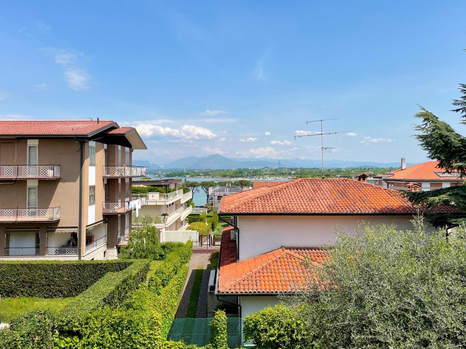 Villa 70 Peschiera del Garda Buitenkant foto