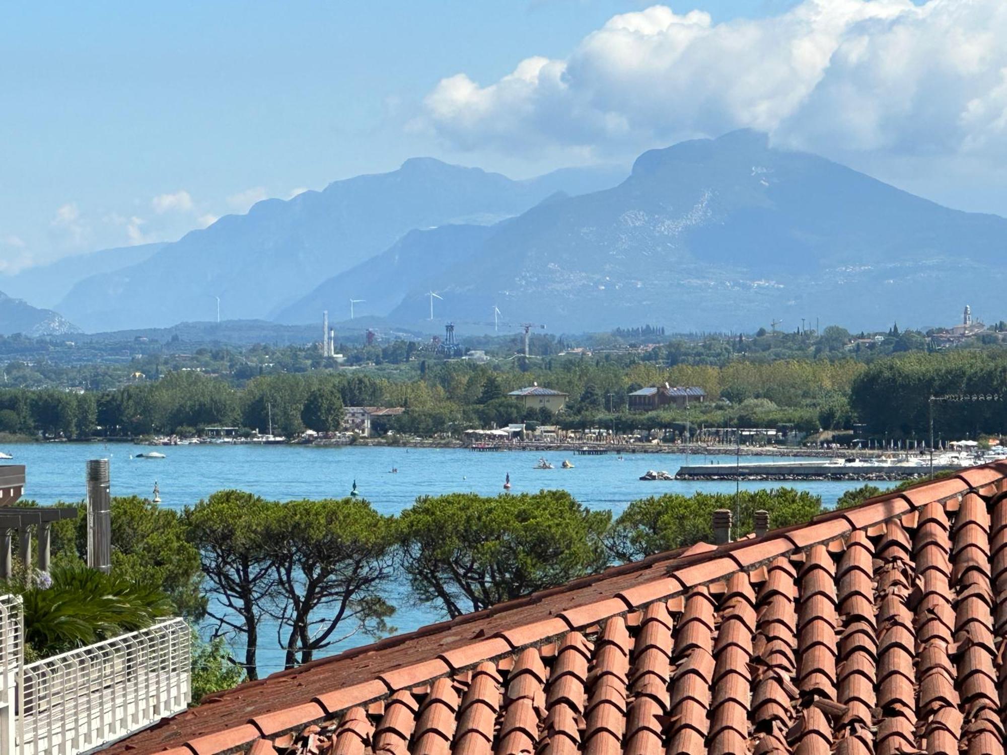 Villa 70 Peschiera del Garda Buitenkant foto