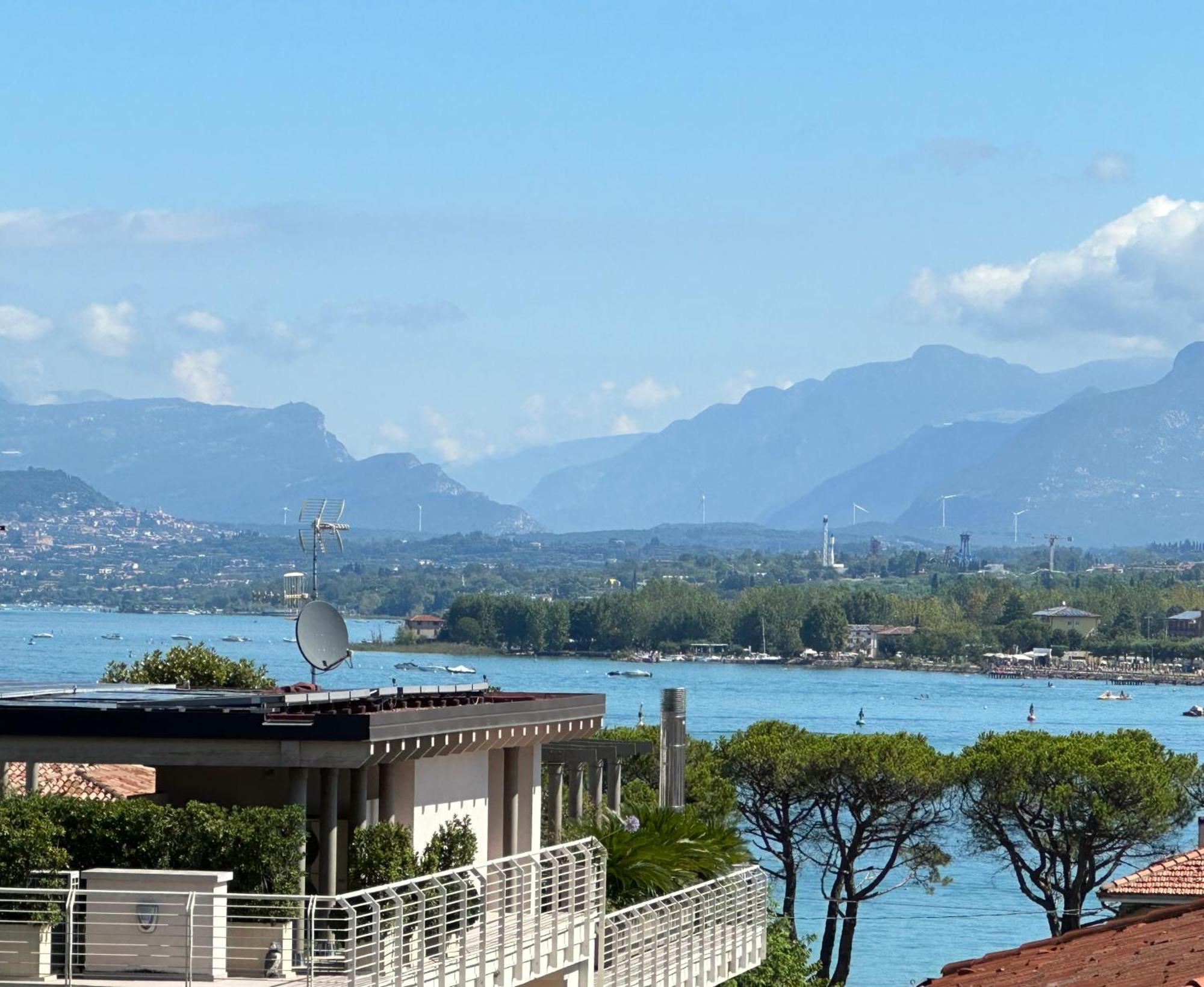Villa 70 Peschiera del Garda Buitenkant foto